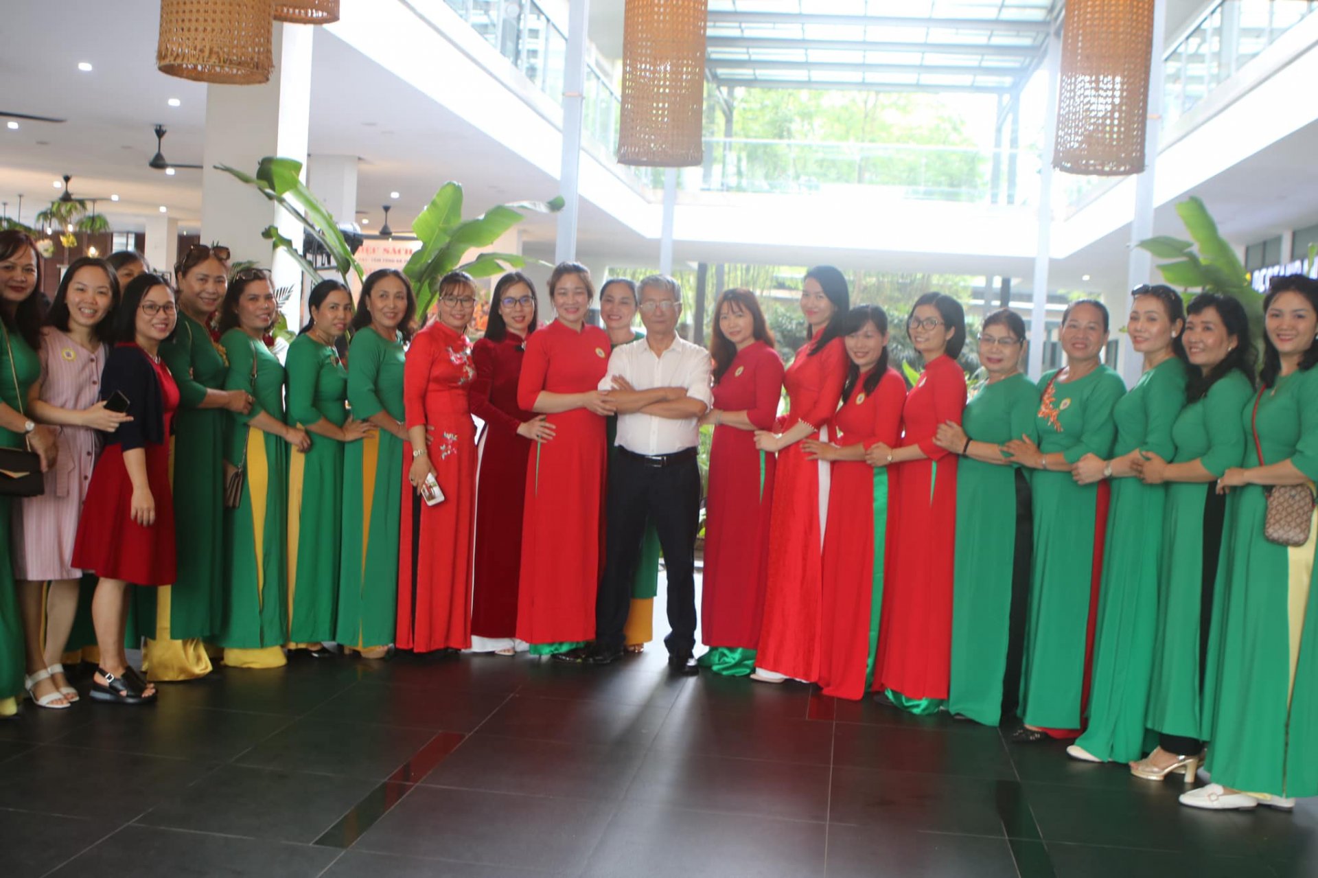 Sự kiện Giới Thiệu Sách: anh Lạc Luận II-Chuyện Chi Đây-Tâm Tông Và Trò Chơi Trí Tuệ- Ra Mắt Câu Lạc Bộ Những Người Yêu Thích Sách Của Tác Giả Lý Tứ-24/04/2022