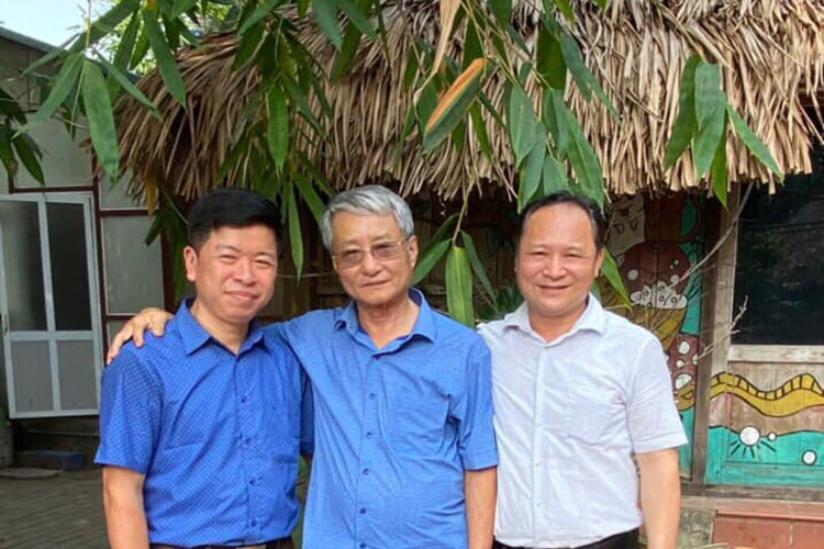 Bài Viết Huynh Đệ