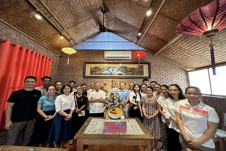 Lý Tứ Hỏi Đáp